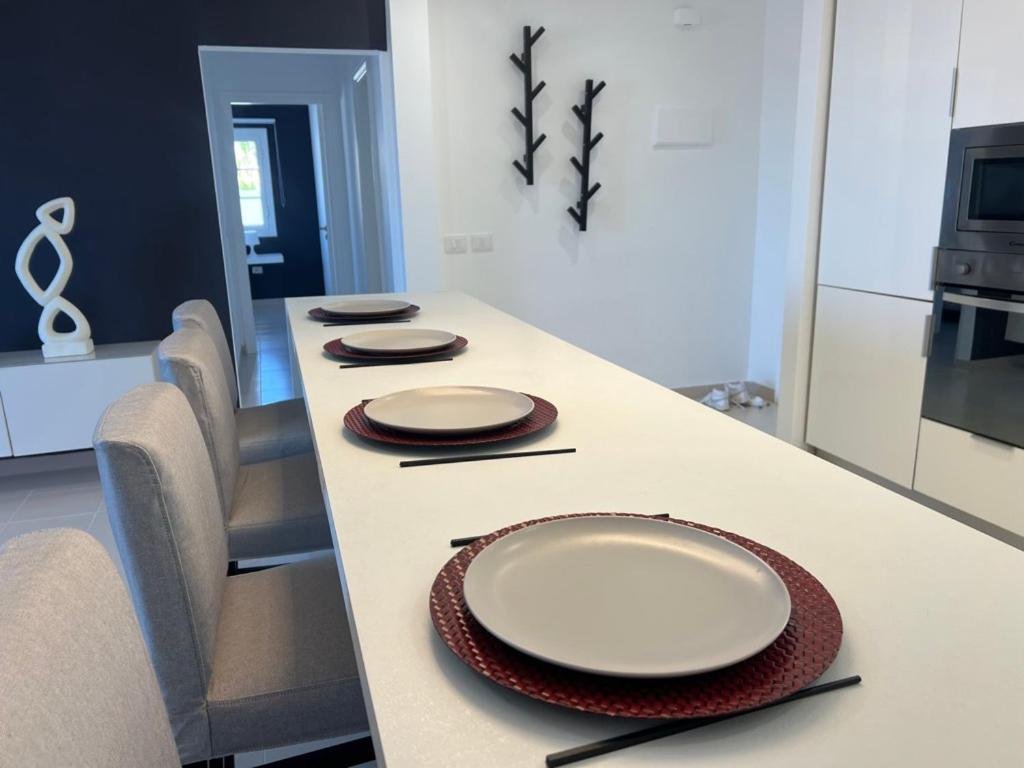 Breakfast bar place settings — Golden View Costa Adeje photo gallery